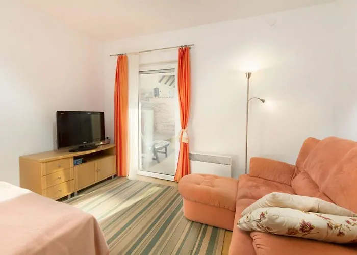 Put Maslina 7 Apartment *